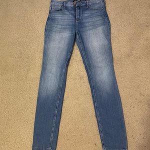 Hollister 9R high rise super skinny